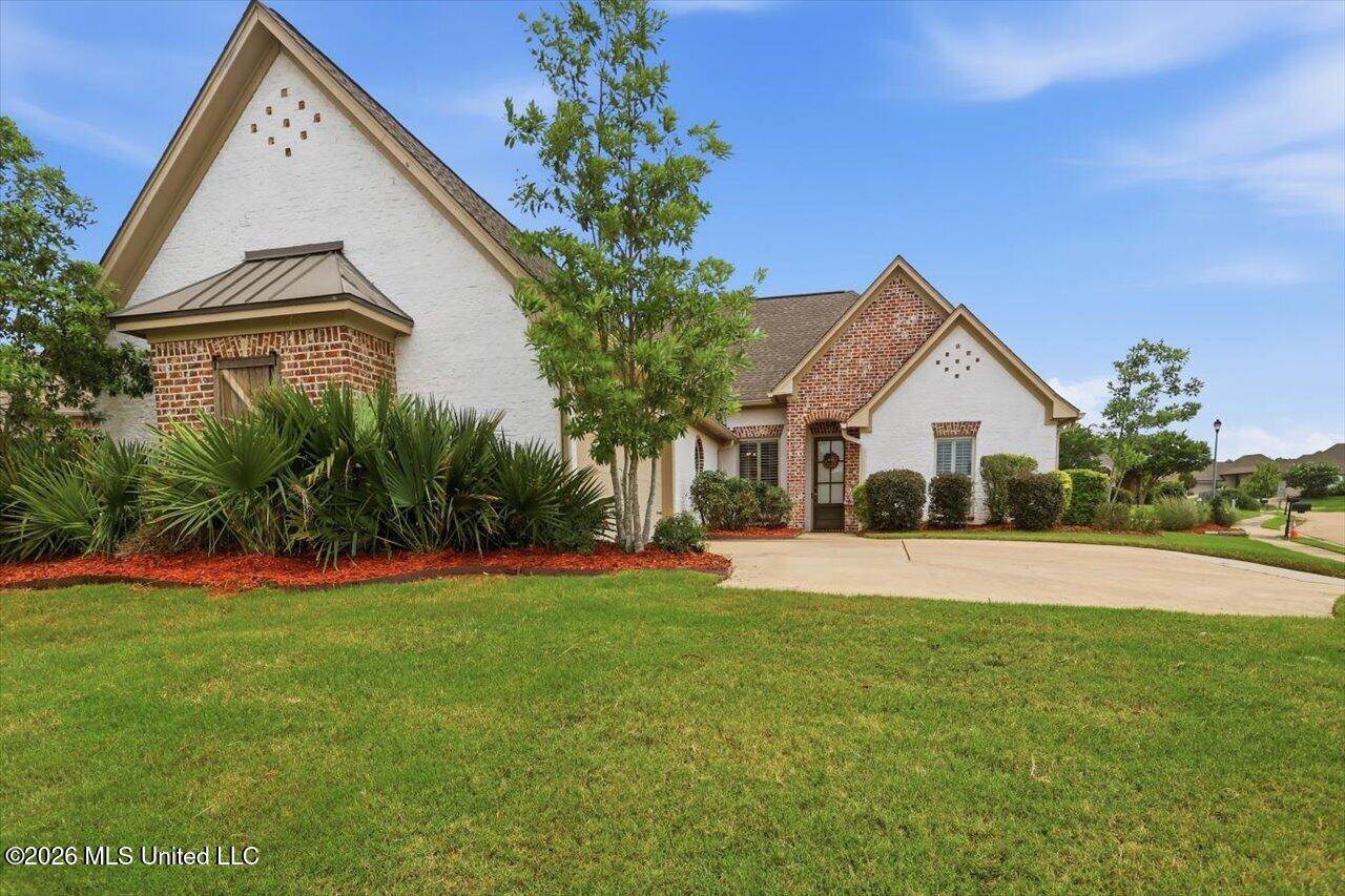 500 Treasure Cove, Flowood, MS 39232