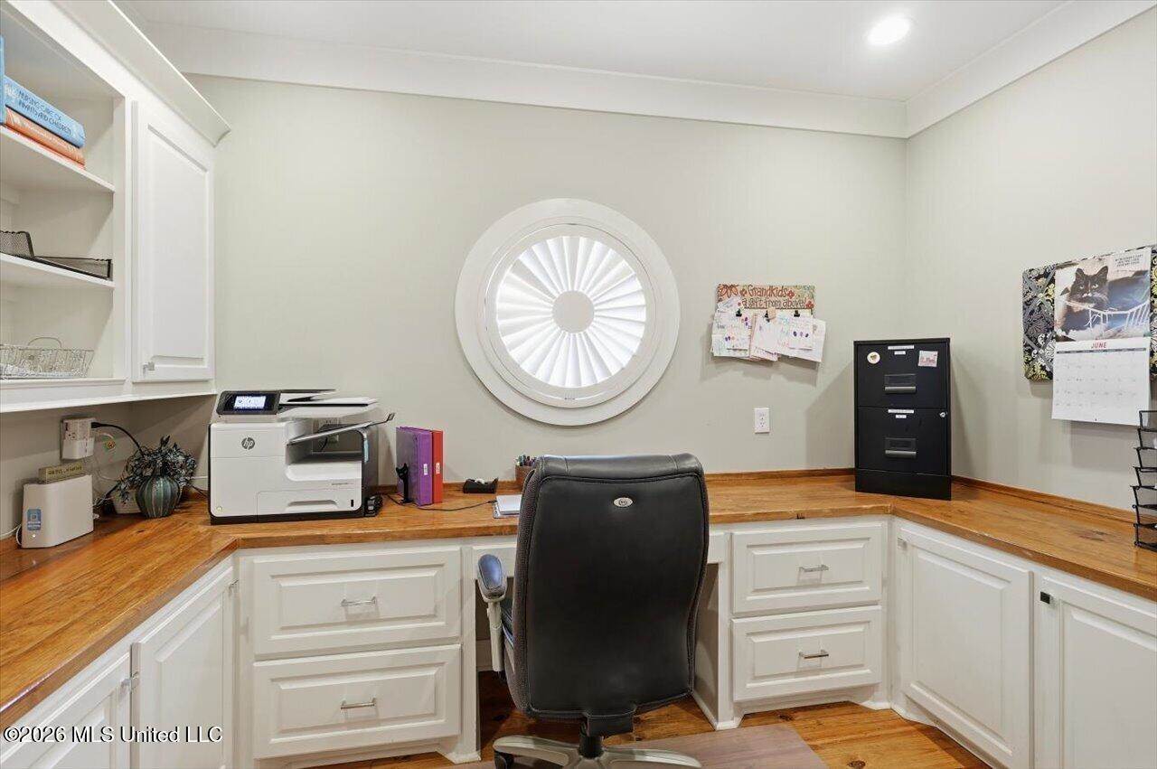 500 Treasure Cove, Flowood, MS 39232