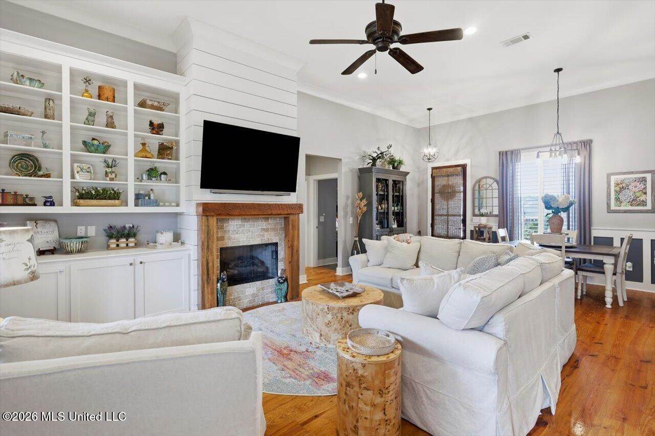 500 Treasure Cove, Flowood, MS 39232