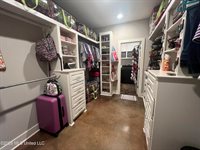 500 Treasure Cove, Flowood, MS 39232