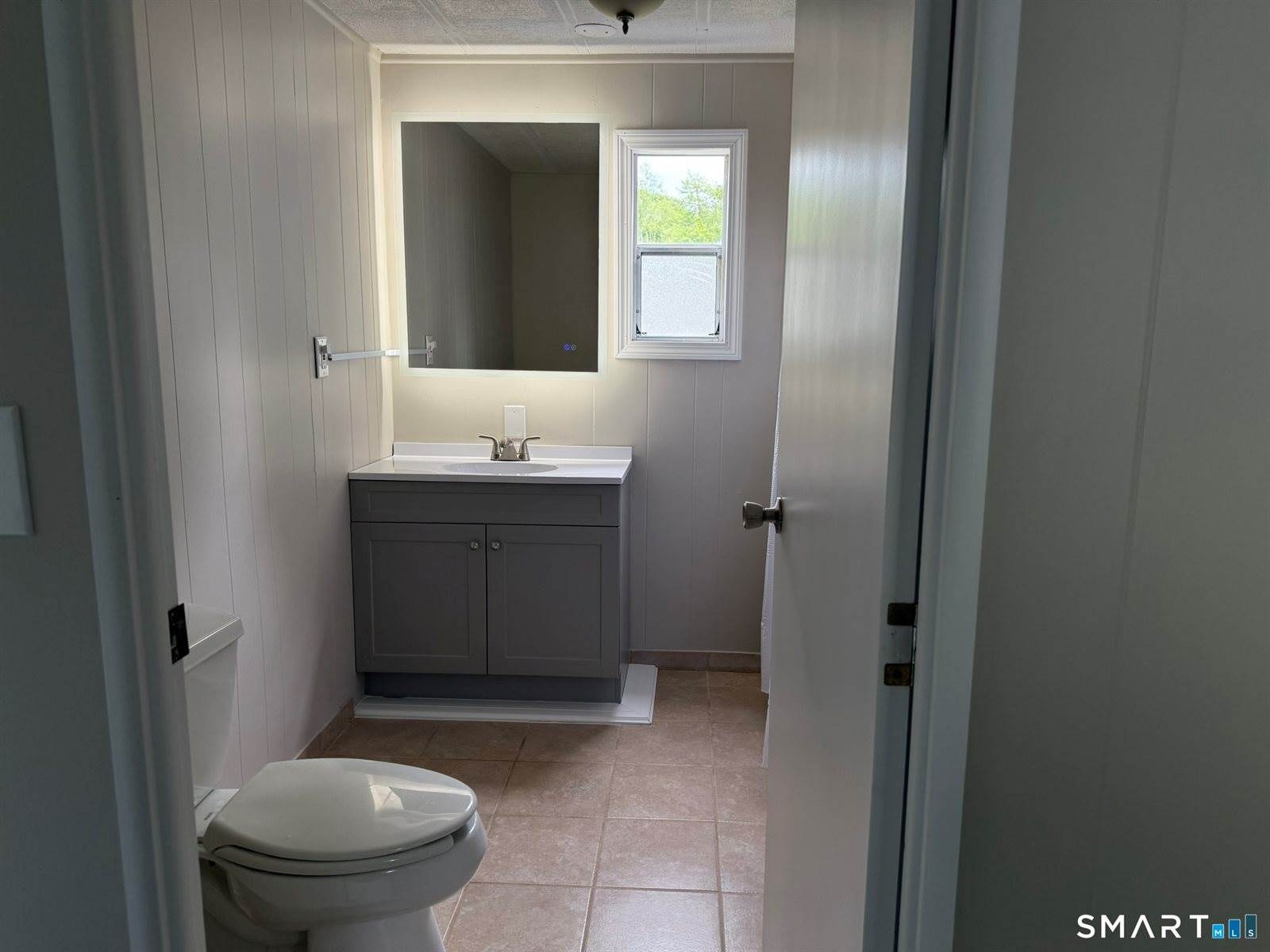 18 Pleasant, Killingworth, CT 06419