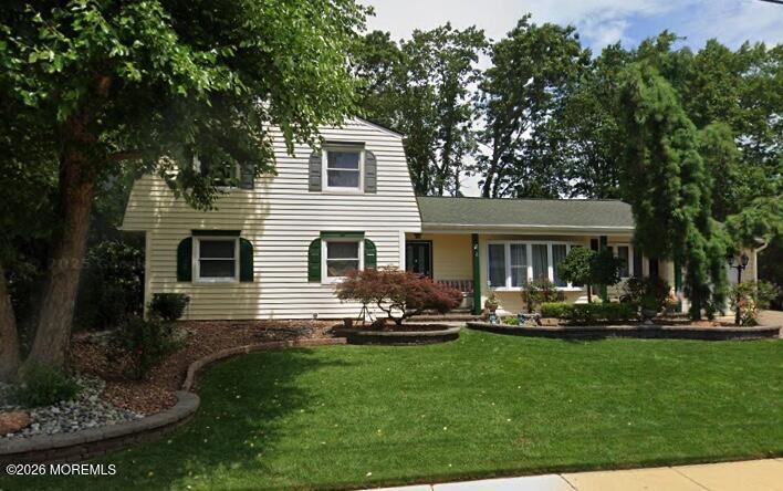 6 Meadowbrook Drive, Howell, NJ 07731