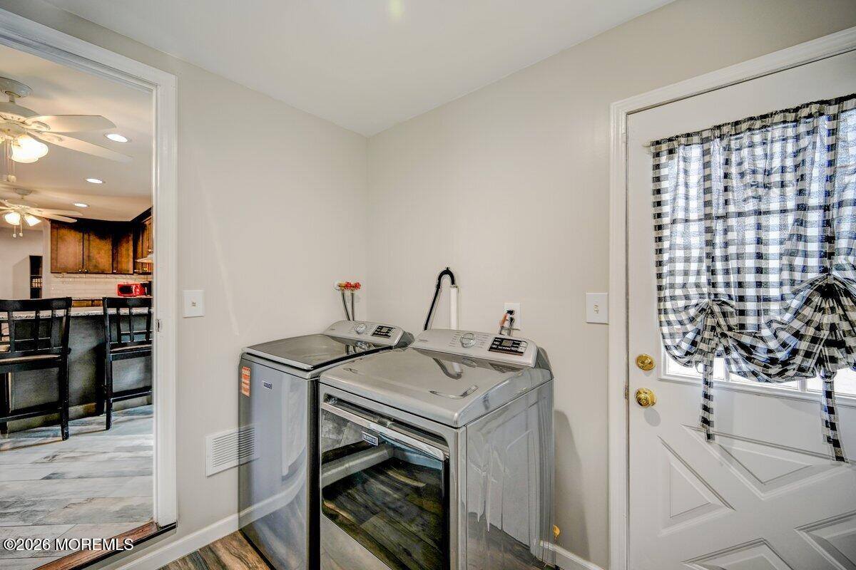 6 Meadowbrook Drive, Howell, NJ 07731