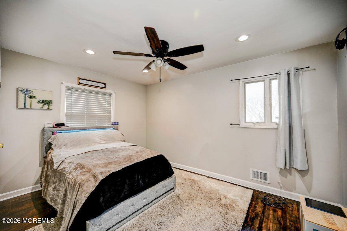 6 Meadowbrook Drive, Howell, NJ 07731