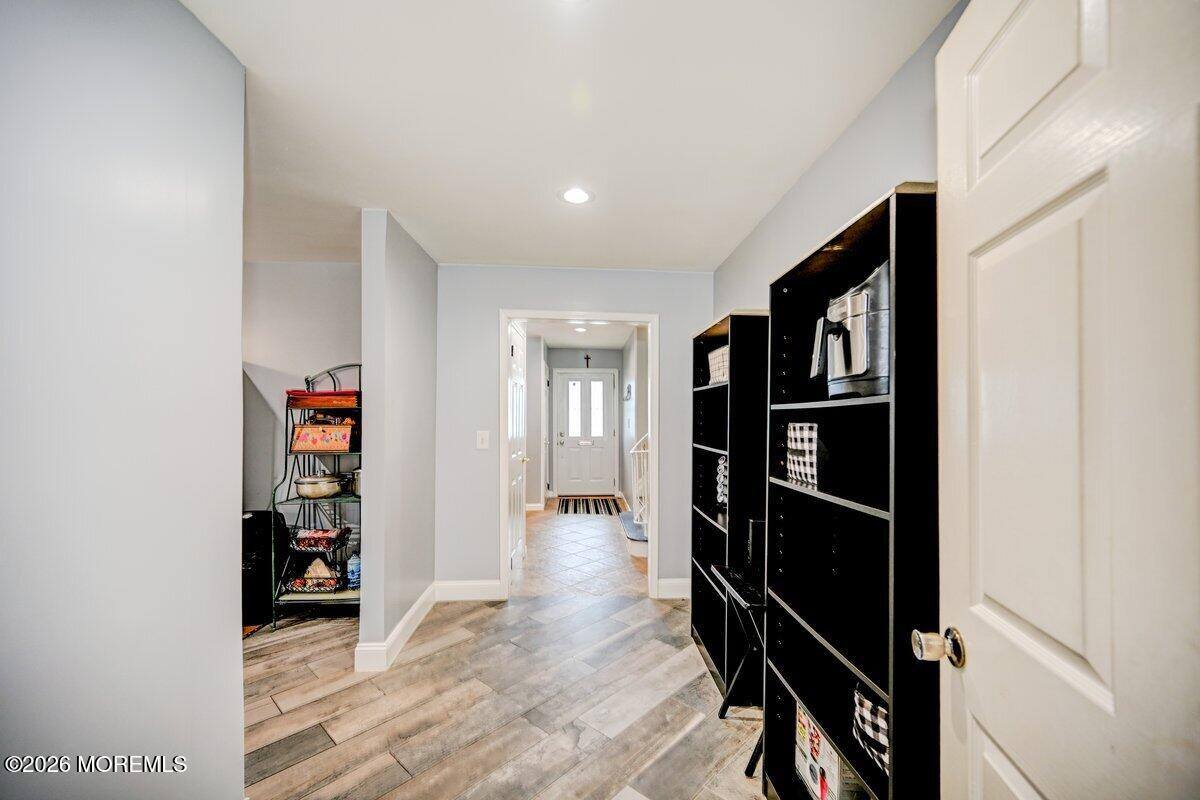 6 Meadowbrook Drive, Howell, NJ 07731