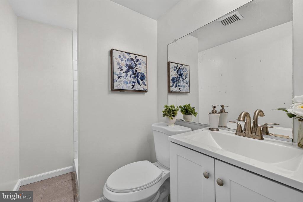 4819 Berwyn House Road, College Park, MD 20740