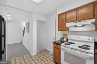 4819 Berwyn House Road, College Park, MD 20740