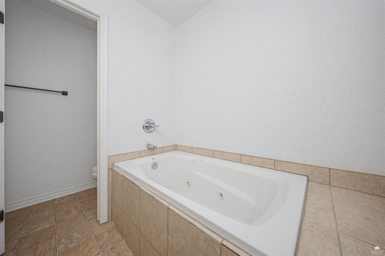 1010 Kadence Lane, Junction City, KS 66441
