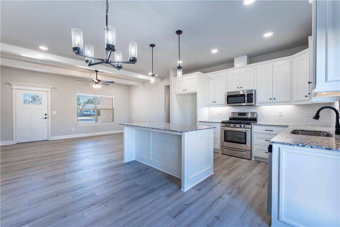 2312 John W Montgomery Circle, Pea Ridge, AR 72751