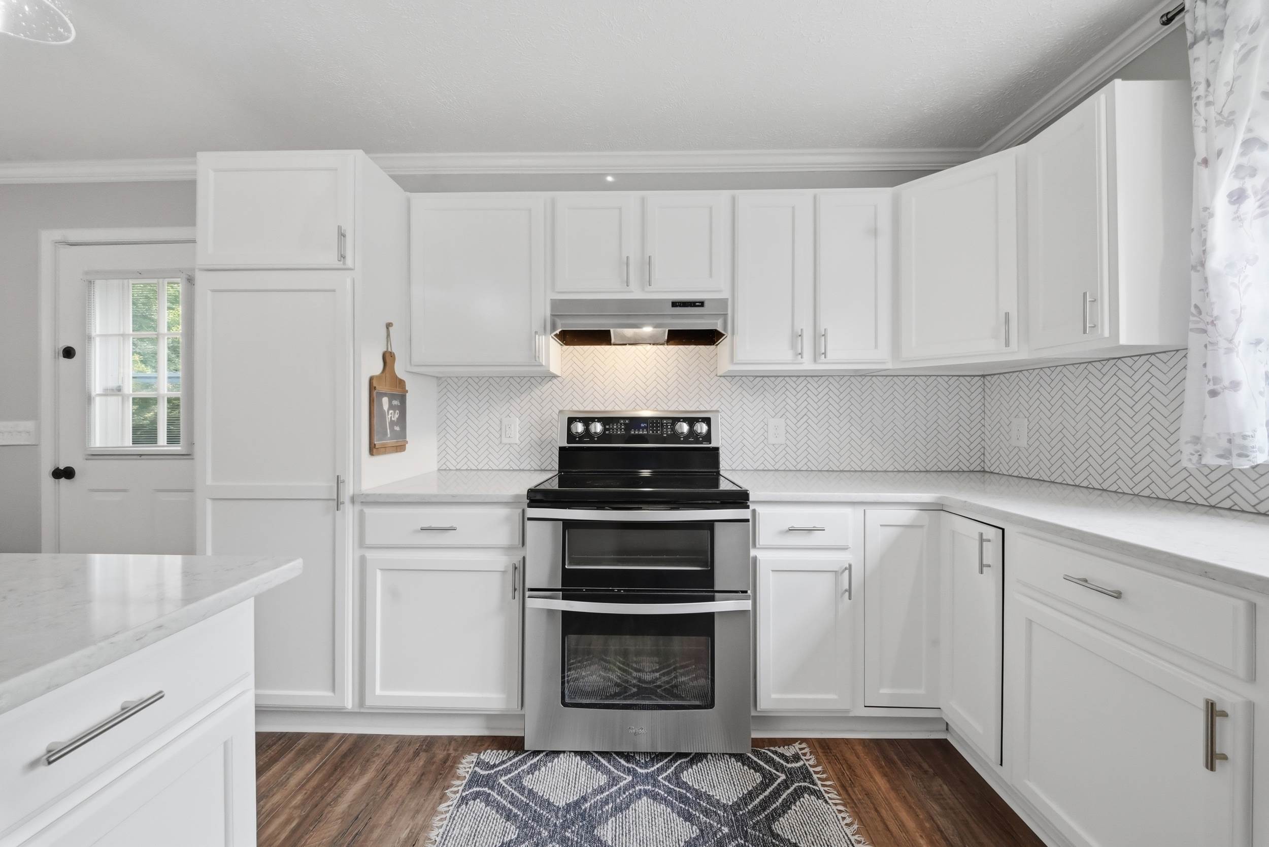 17155 Riddick Rd, Smithfield, VA 23430