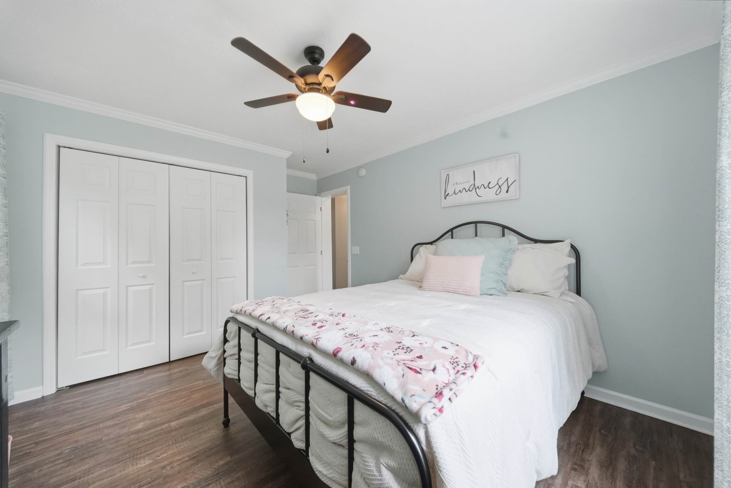 17155 Riddick Rd, Smithfield, VA 23430