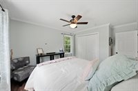 17155 Riddick Rd, Smithfield, VA 23430