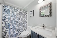 17155 Riddick Rd, Smithfield, VA 23430