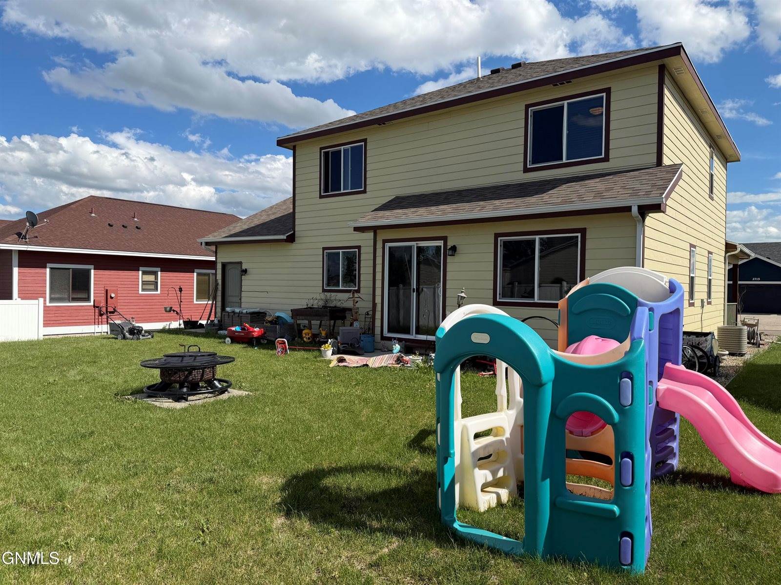 2714 Chokecherry Street, Williston, ND 58801