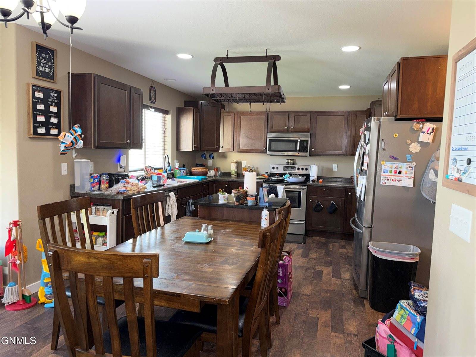 2714 Chokecherry Street, Williston, ND 58801