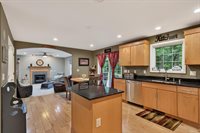 912 Cherokee Court, Waupaca, WI 54981