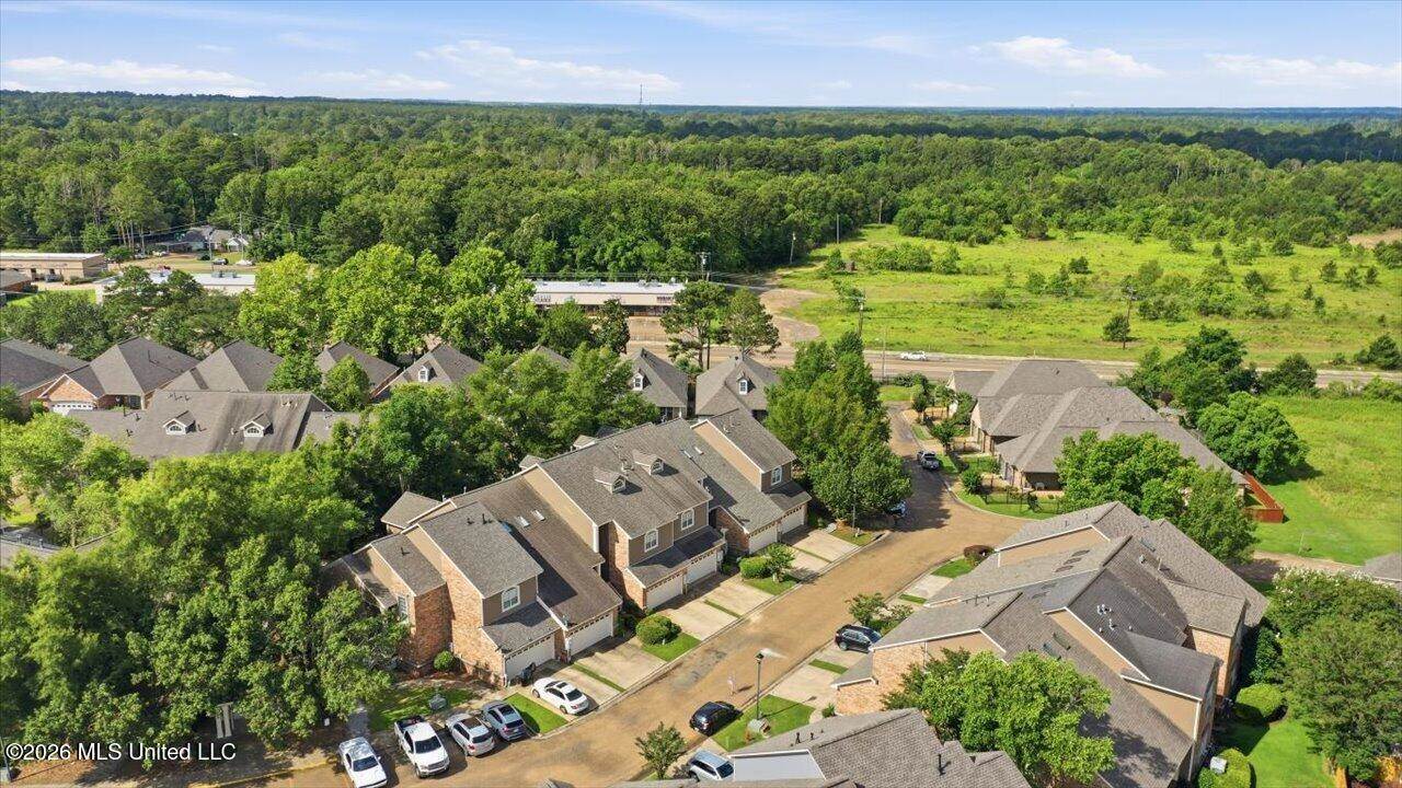 15 Charleston Circle, Brandon, MS 39047
