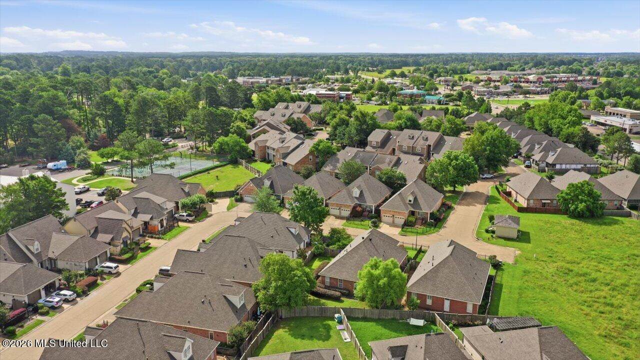 15 Charleston Circle, Brandon, MS 39047