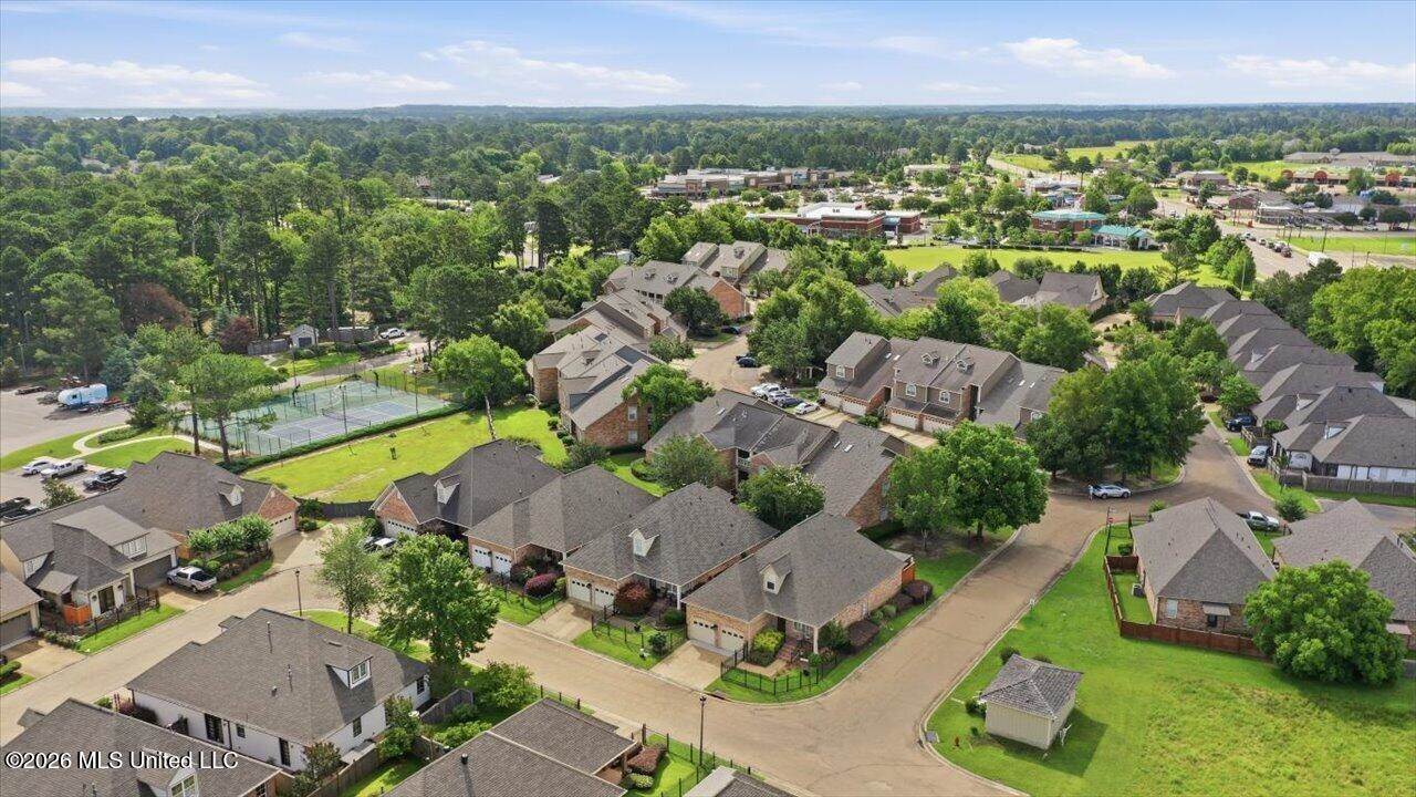 15 Charleston Circle, Brandon, MS 39047