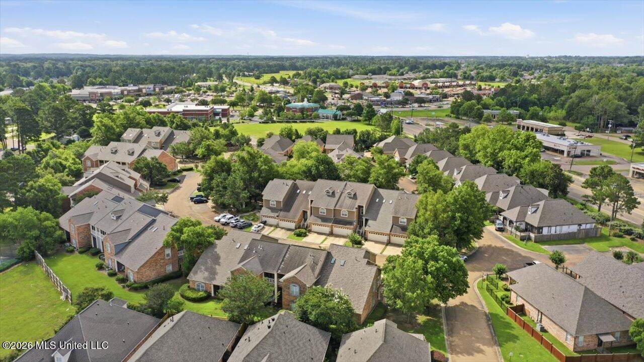 15 Charleston Circle, Brandon, MS 39047