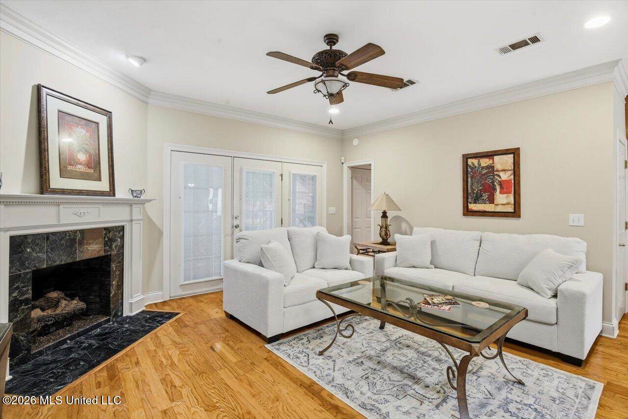 15 Charleston Circle, Brandon, MS 39047