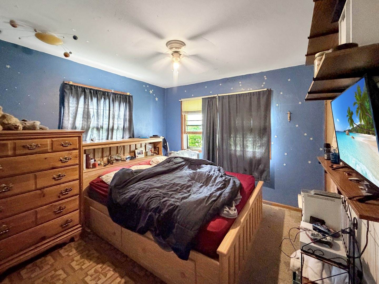 807 East Illinois Street, Freeport, IL 61032