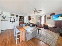 807 East Illinois Street, Freeport, IL 61032