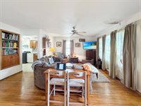 807 East Illinois Street, Freeport, IL 61032