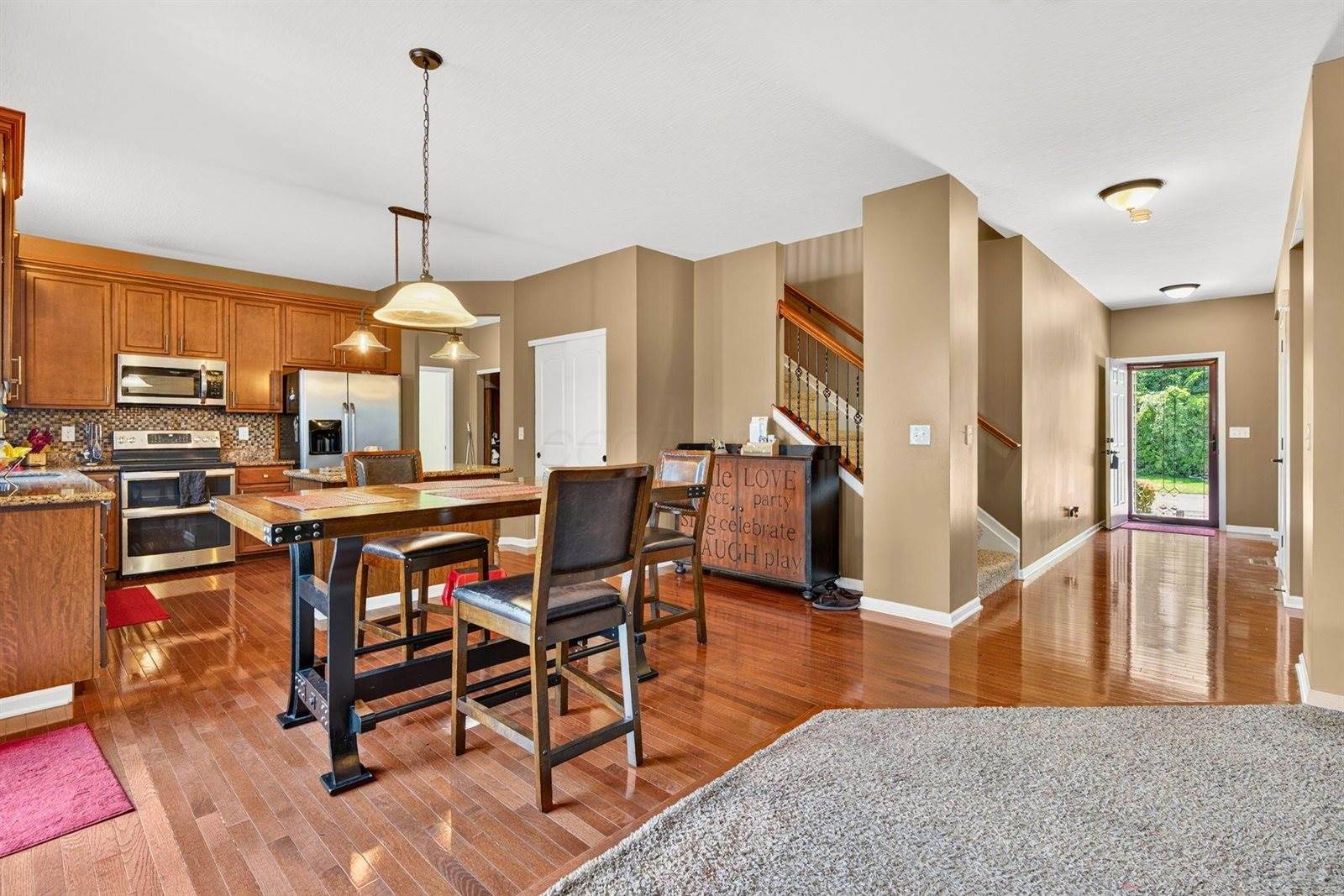7171 Blue Holly Drive, Lewis Center, OH 43035