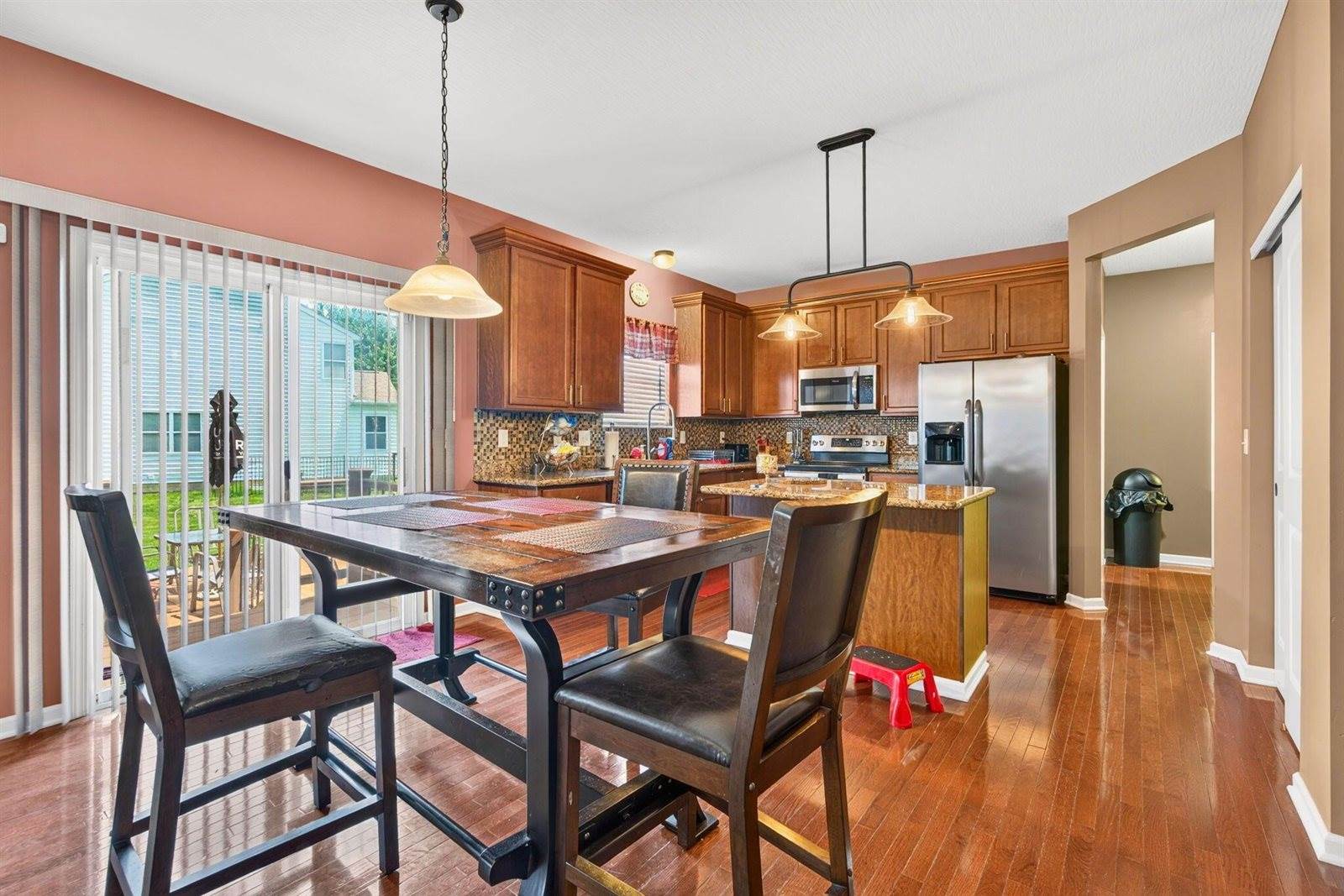 7171 Blue Holly Drive, Lewis Center, OH 43035