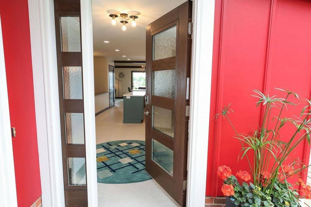 1203 Lakeshore, Okoboji, IA 51355