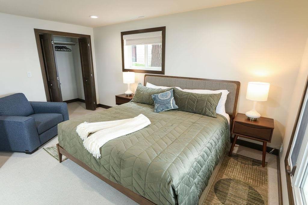 1203 Lakeshore, Okoboji, IA 51355