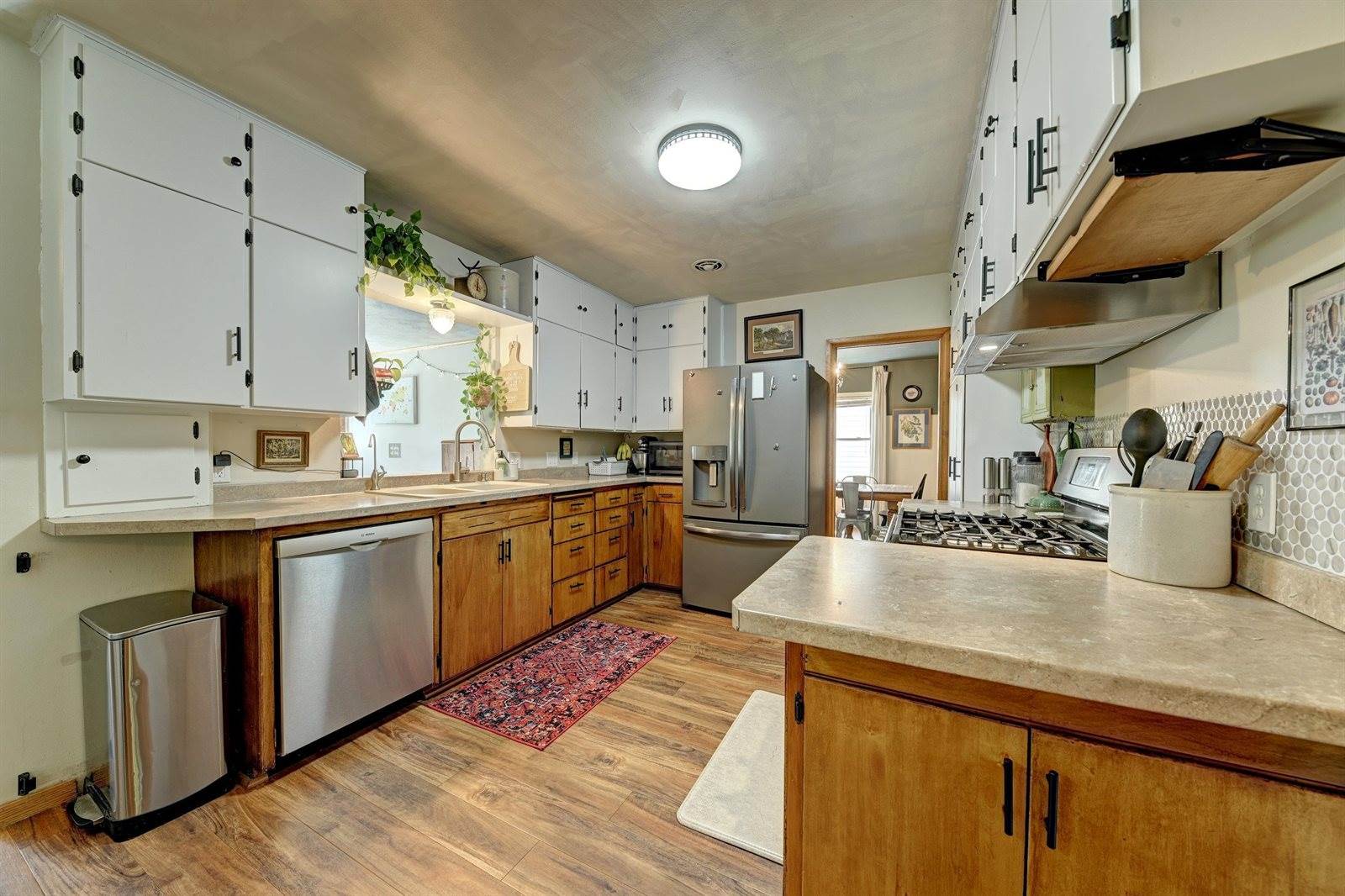 1539 Maplecrest, Estherville, IA 51334