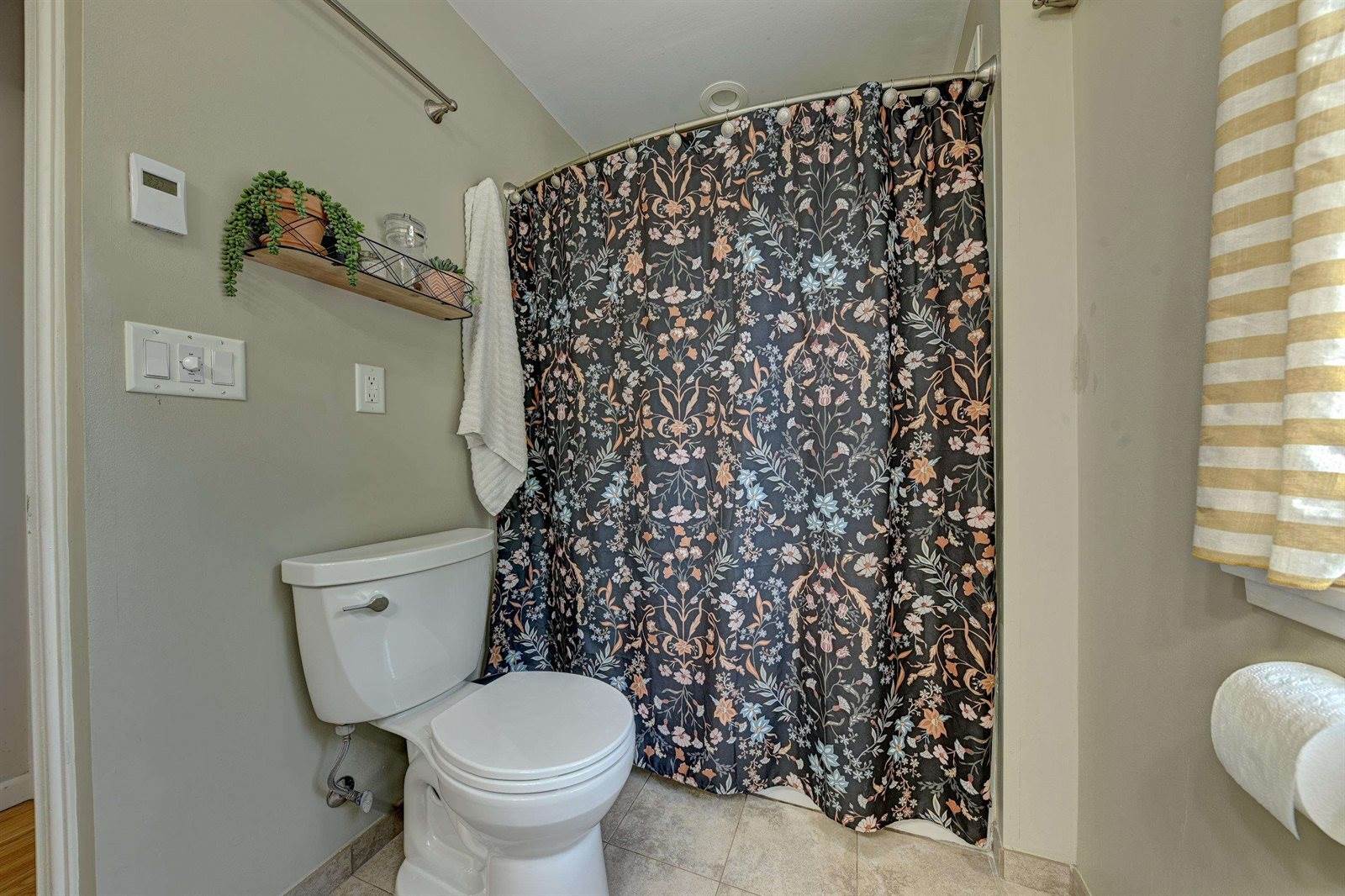 1539 Maplecrest, Estherville, IA 51334