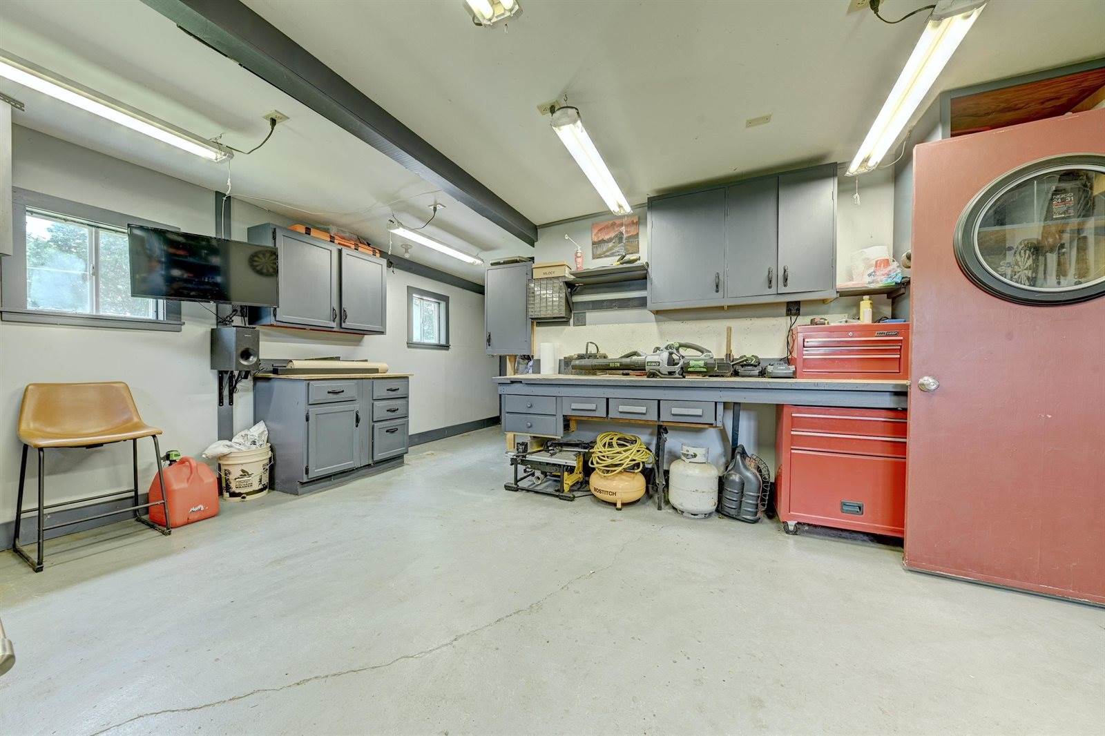 1539 Maplecrest, Estherville, IA 51334