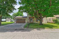 1539 Maplecrest, Estherville, IA 51334