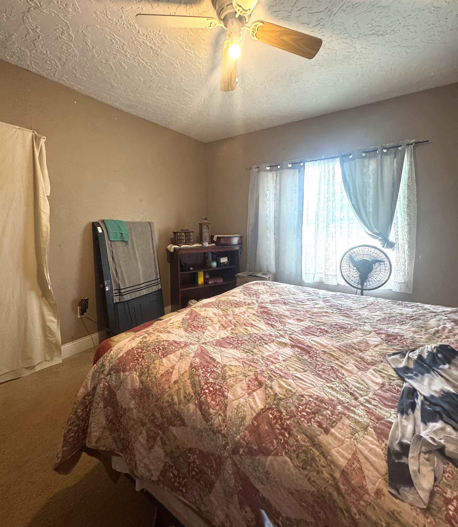 1211 NW Arlington Ave, Lawton, OK 73505