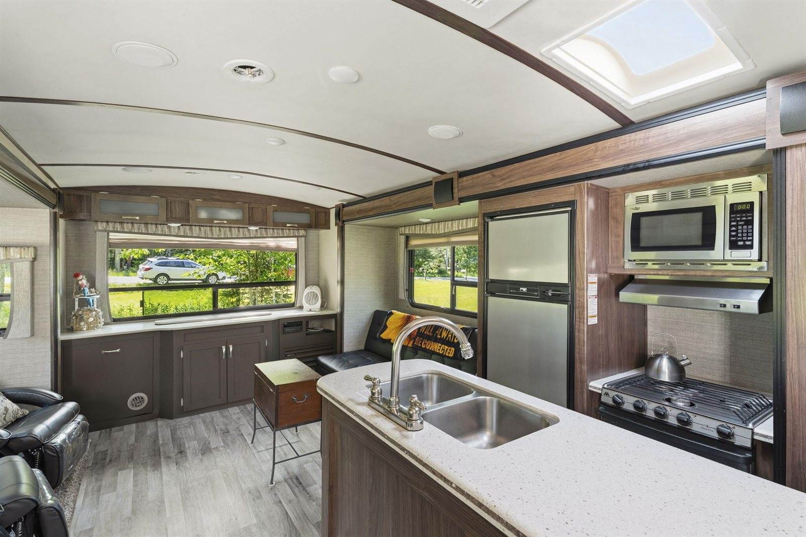 679 Oak Point Road, Trenton, ME 04605