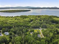 679 Oak Point Road, Trenton, ME 04605