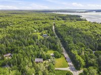 679 Oak Point Road, Trenton, ME 04605
