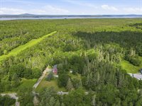 679 Oak Point Road, Trenton, ME 04605