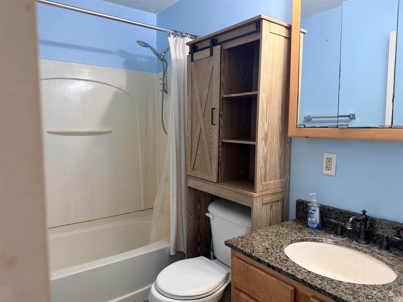 8808 W Cornbread Road, Yorktown, IN 47396