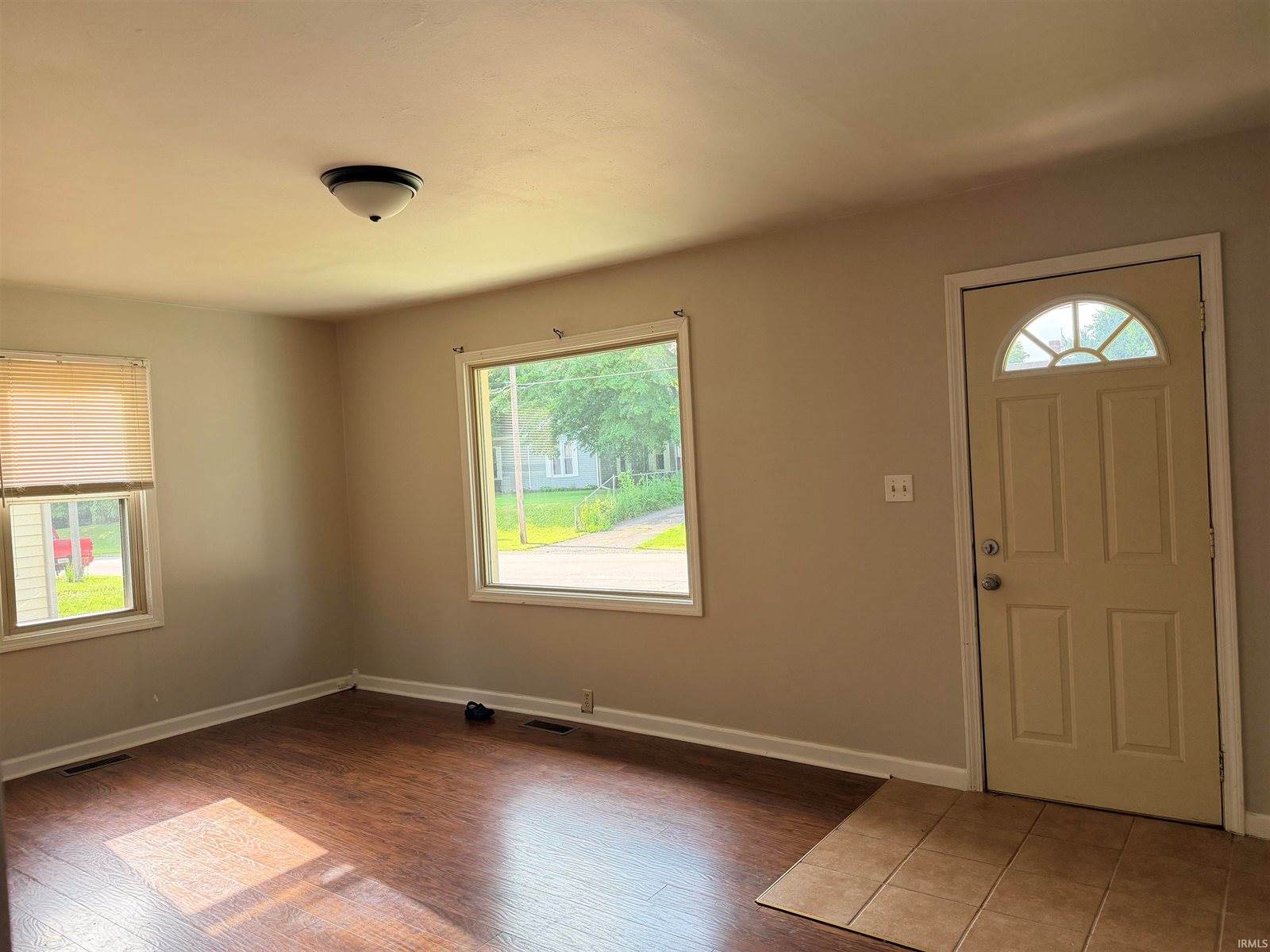 8808 W Cornbread Road, Yorktown, IN 47396
