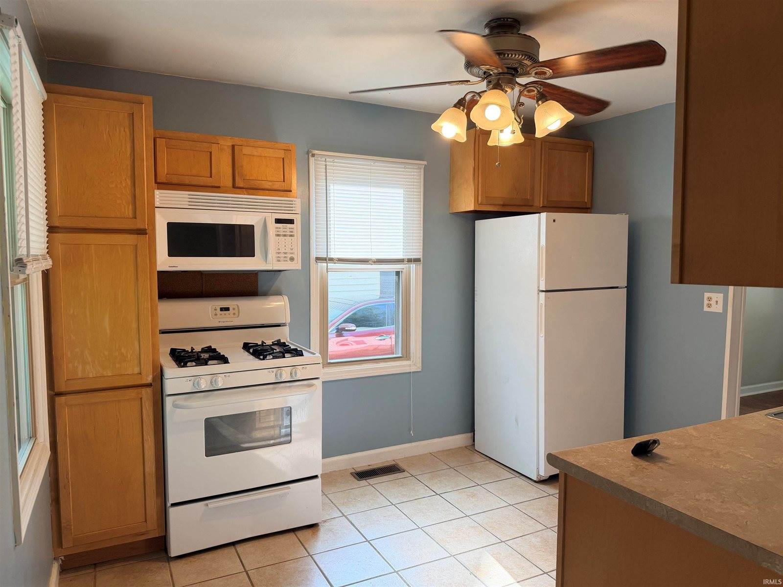 8808 W Cornbread Road, Yorktown, IN 47396