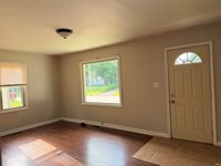 8808 W Cornbread Road, Yorktown, IN 47396