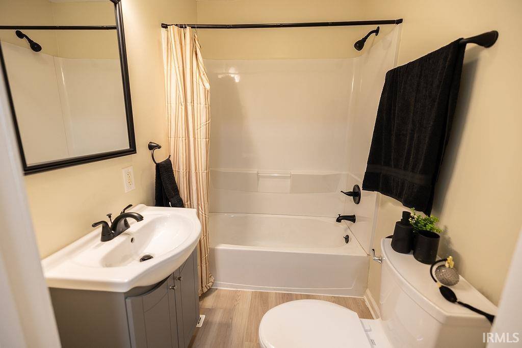 2514 S 23rd Street, New Castle, IN 47362