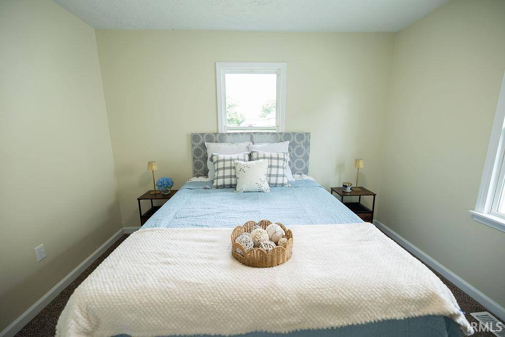 2514 S 23rd Street, New Castle, IN 47362