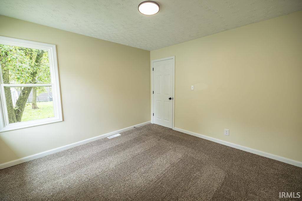 2514 S 23rd Street, New Castle, IN 47362