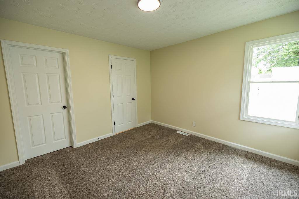 2514 S 23rd Street, New Castle, IN 47362