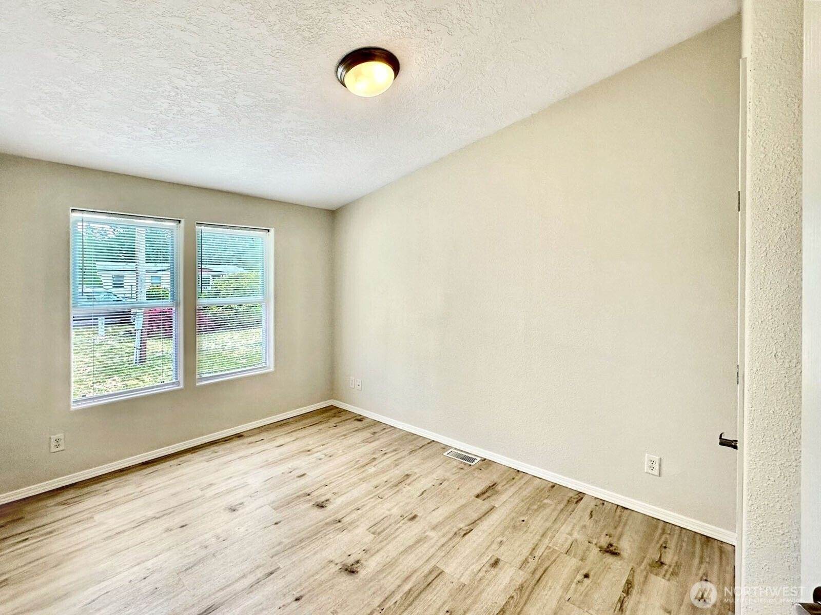 2714 113th Way SW, Olympia, WA 98512